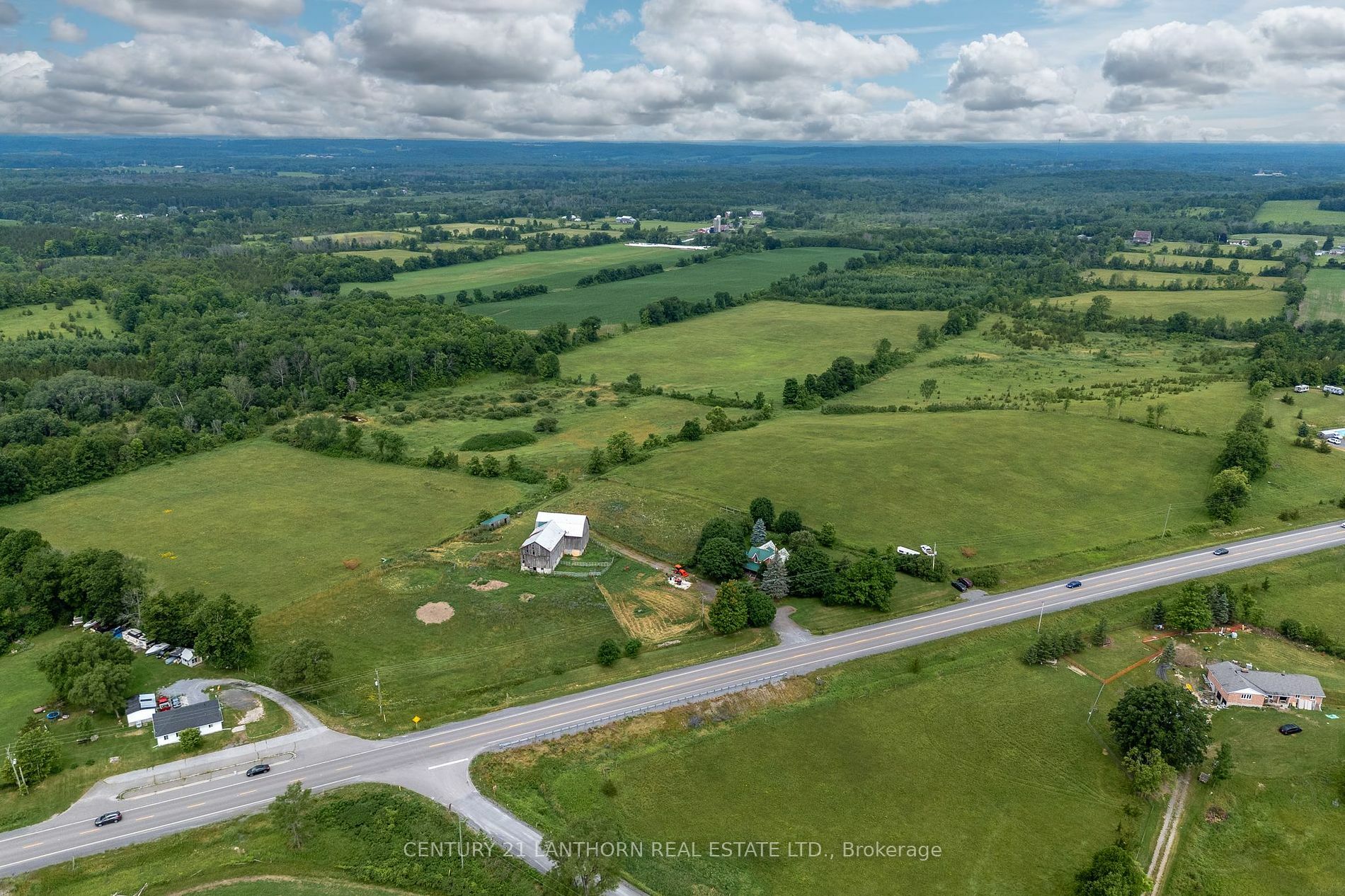 Photo de la propriété:  3525 Highway 37  ON K0K 2Y0 