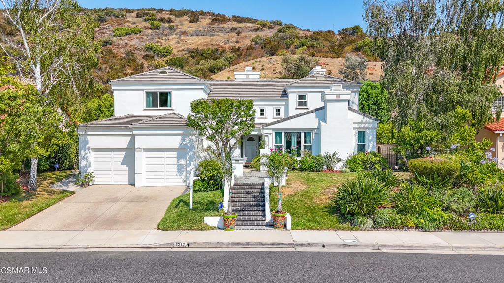 Property Photo:  2217 Kirsten Lee Drive  CA 91361 