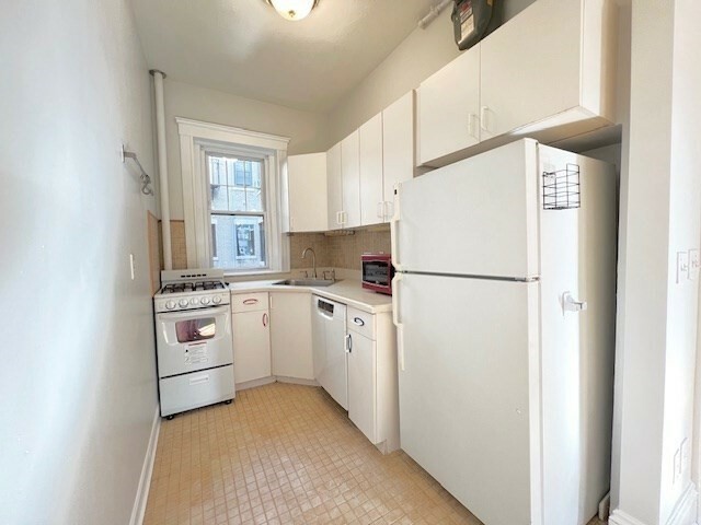 Property Photo:  1564 Commonwealth Ave., 2  MA 02135 