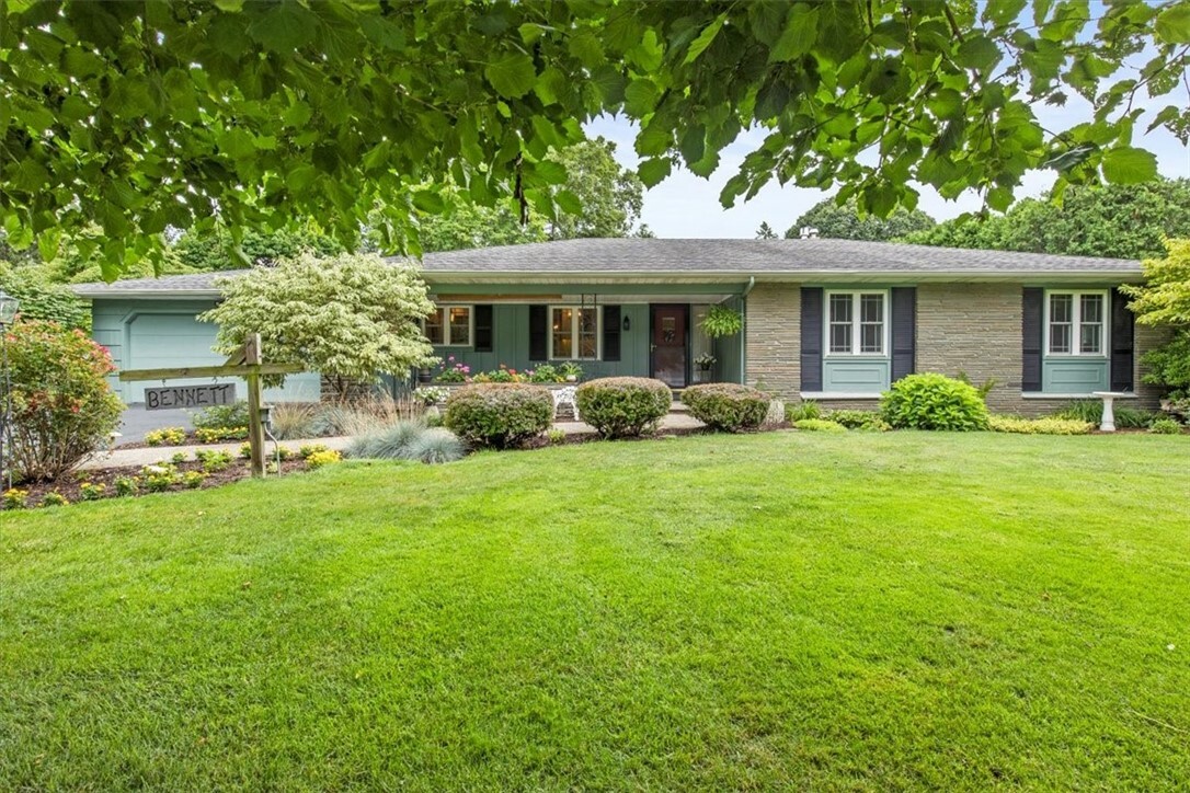 Property Photo:  204 Henderson Drive  NY 14526 