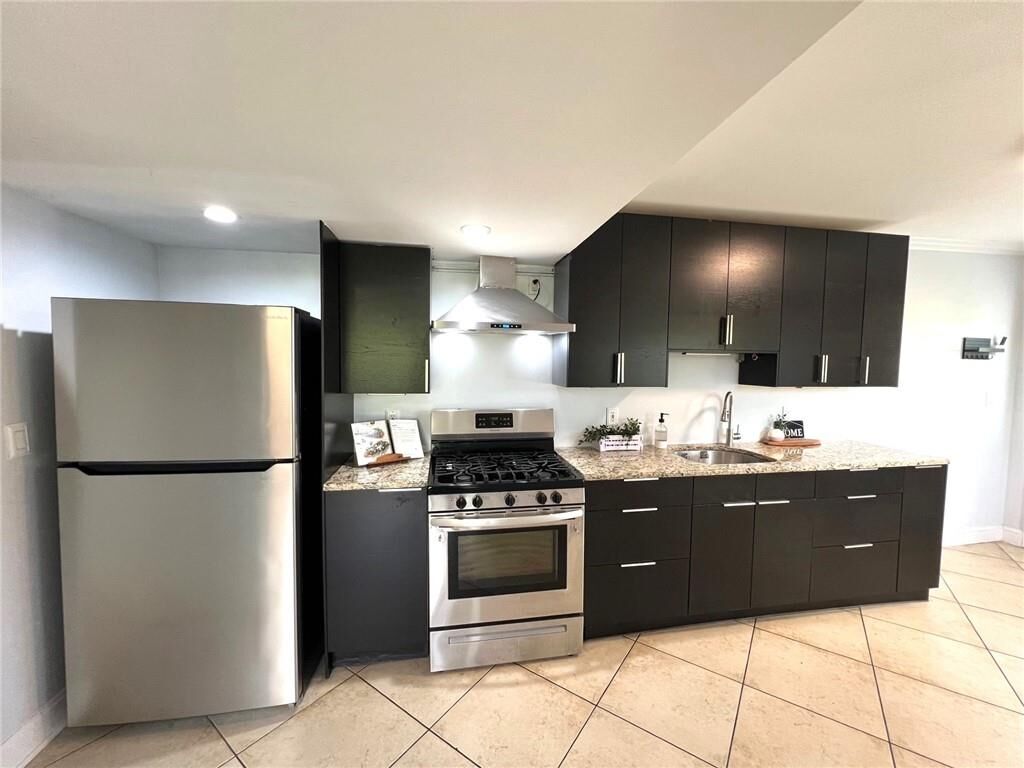 Property Photo: 412 Sommerville Place 1 NY 10703