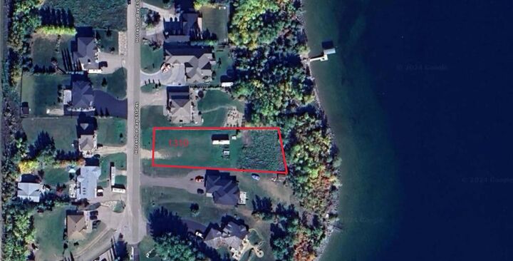 Property Photo:  1310 Horseshoe Bay Estates  AB T9M 1G8 