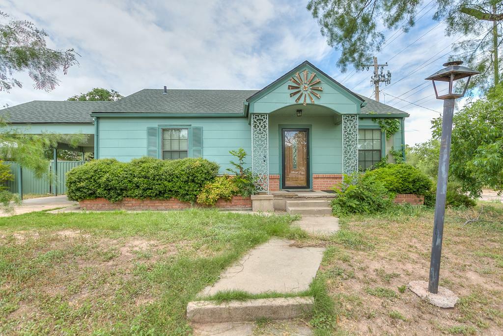 Property Photo:  621 N Bishop St  TX 76901 