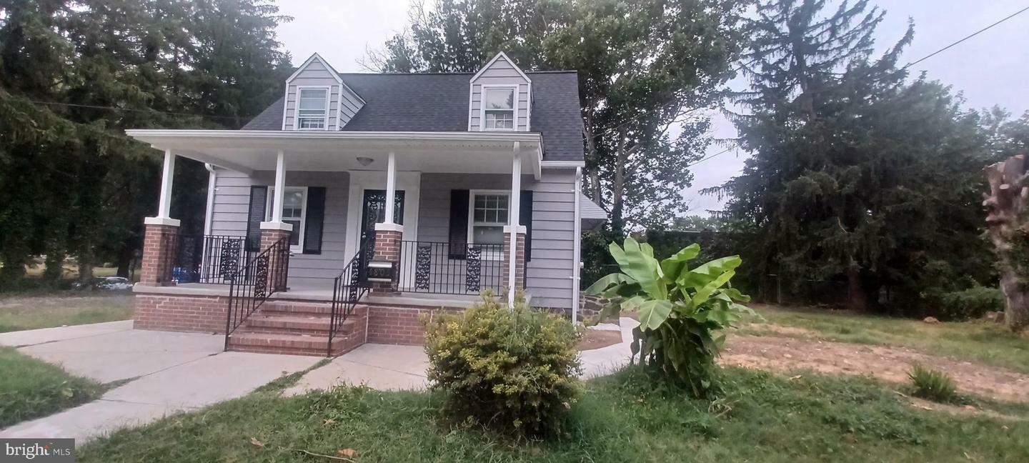 Property Photo:  4805 Hamilton Avenue  MD 21206 