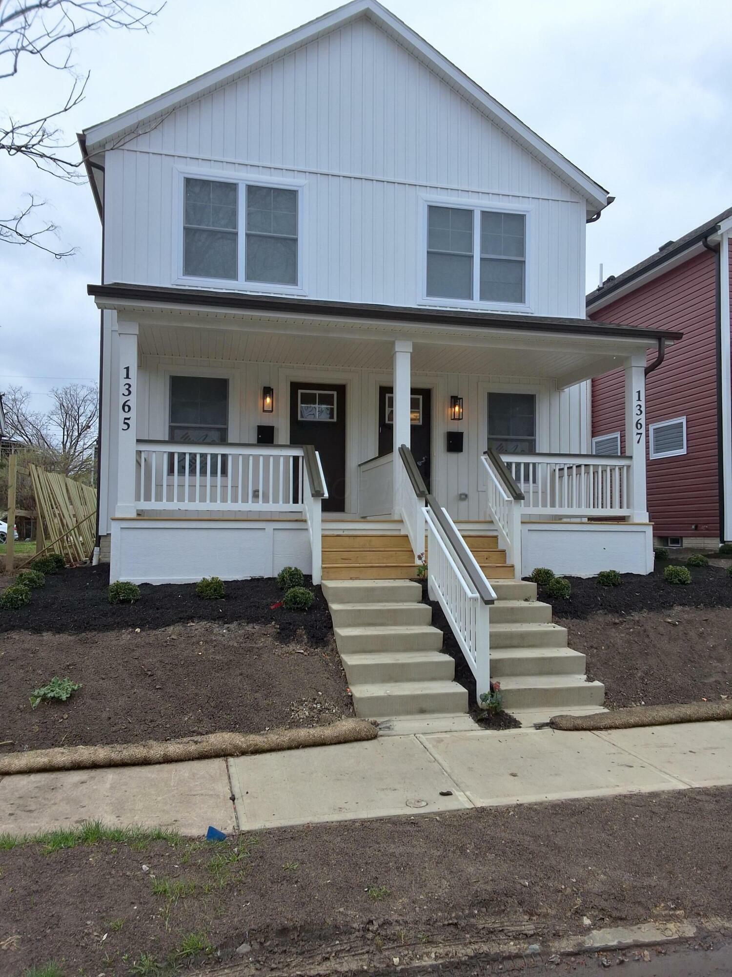 Property Photo: 1365 N 5th Street OH 43201