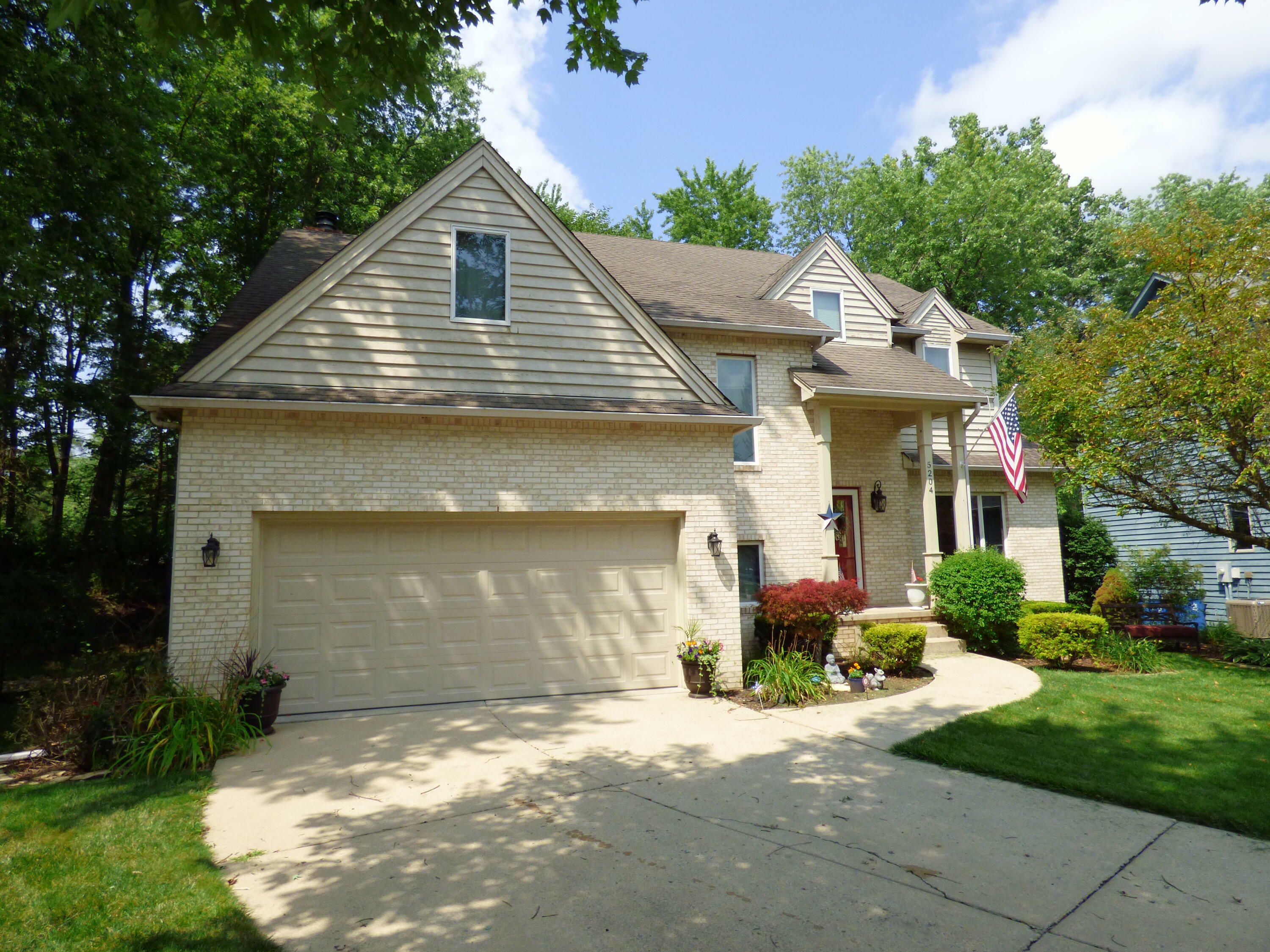 Property Photo:  5204 Woodmere Court  IN 46383 