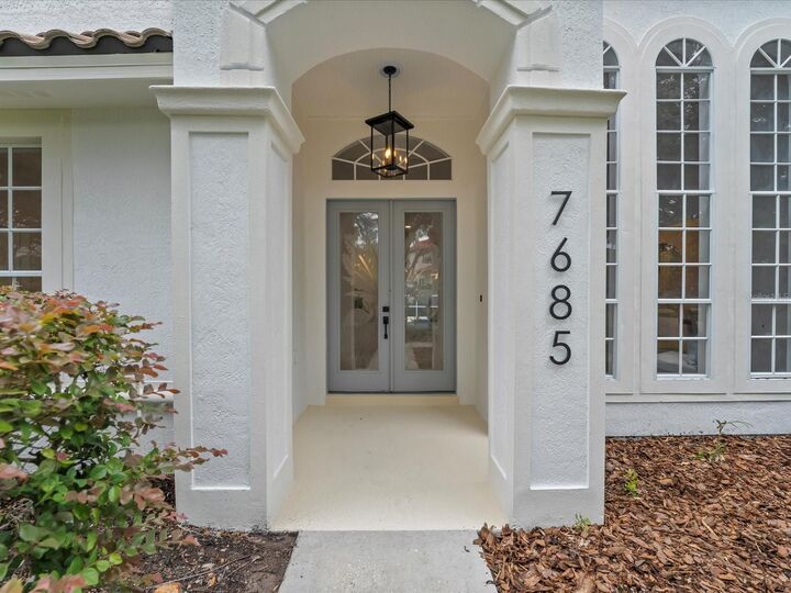 Property Photo:  7685 Milano Drive  FL 32835 