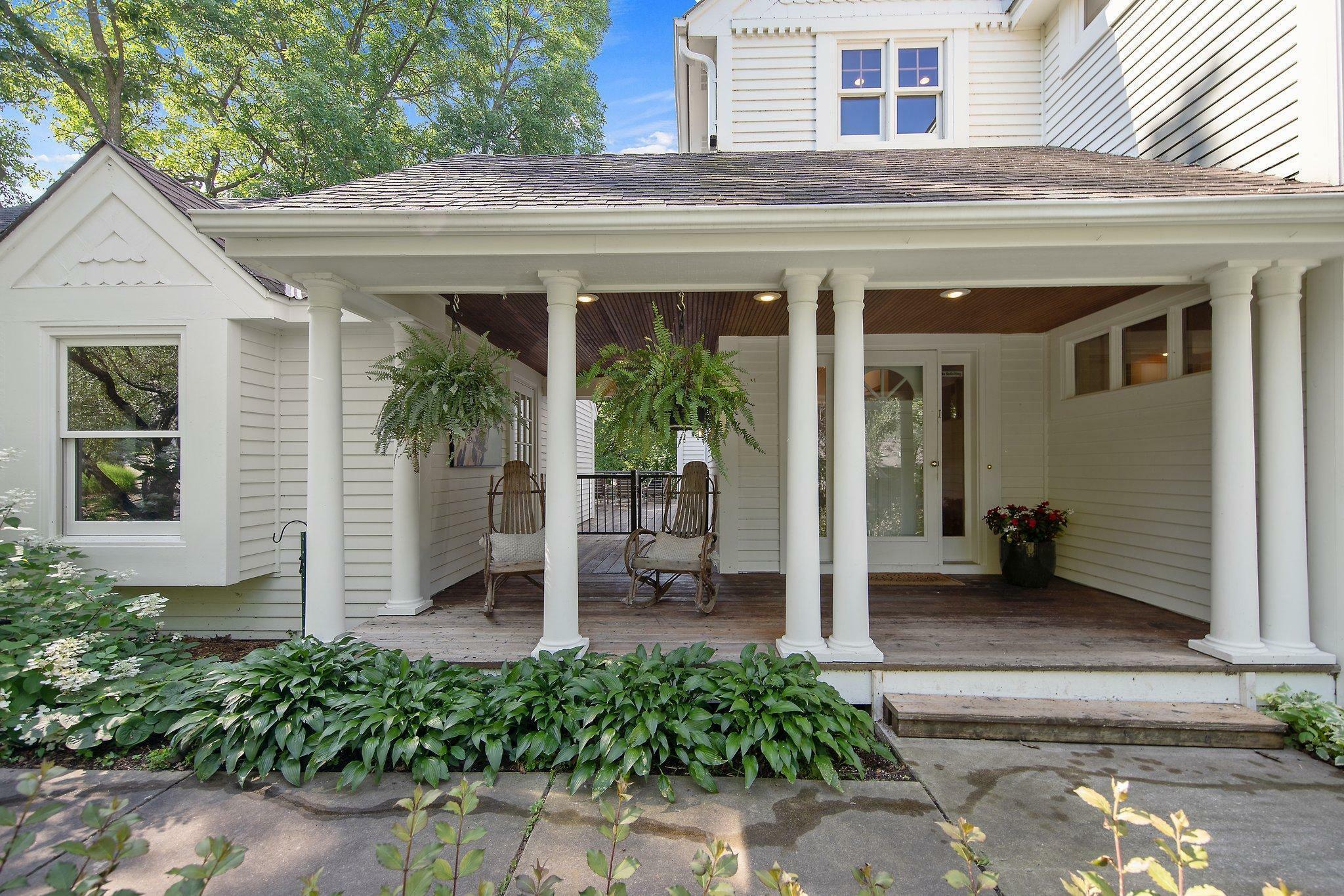 Property Photo:  3890 Maple Shores Drive  MN 55331 