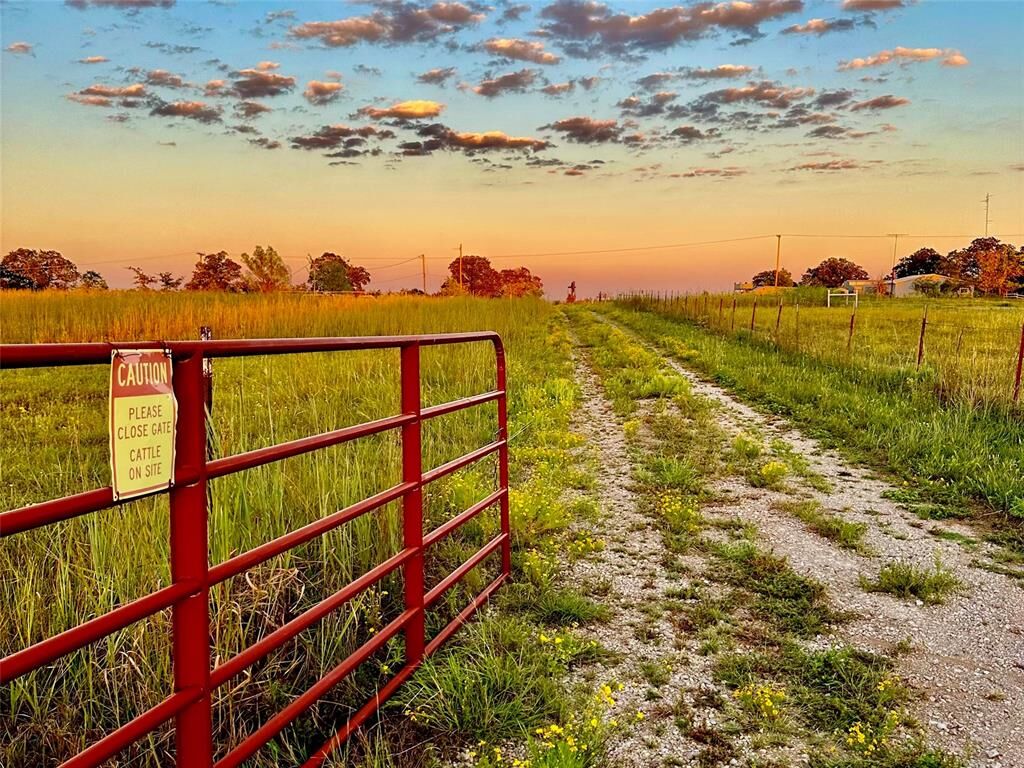 Property Photo:  23600 State Highway 76  OK 73481 