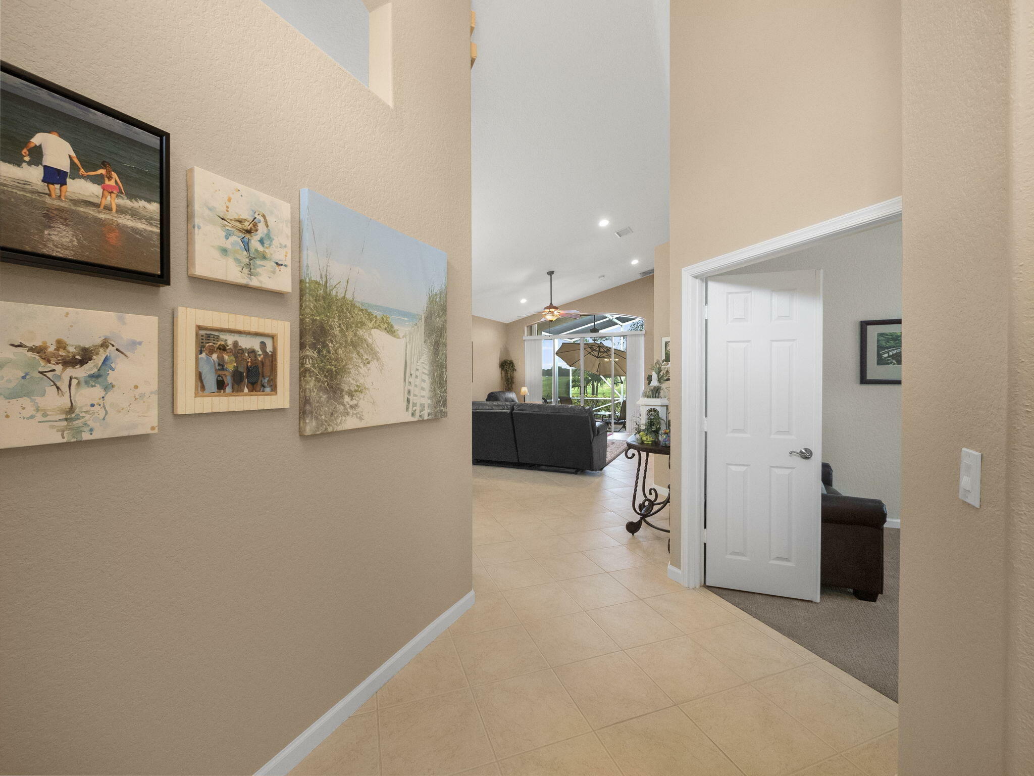 Property Photo:  823 NW Rutherford Court  FL 34983 