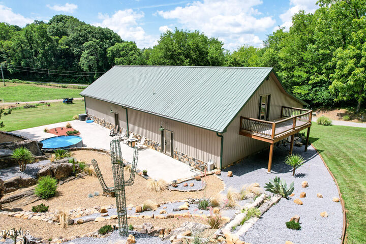 Property Photo:  2044 Pigeon Creek Road  TN 37743 