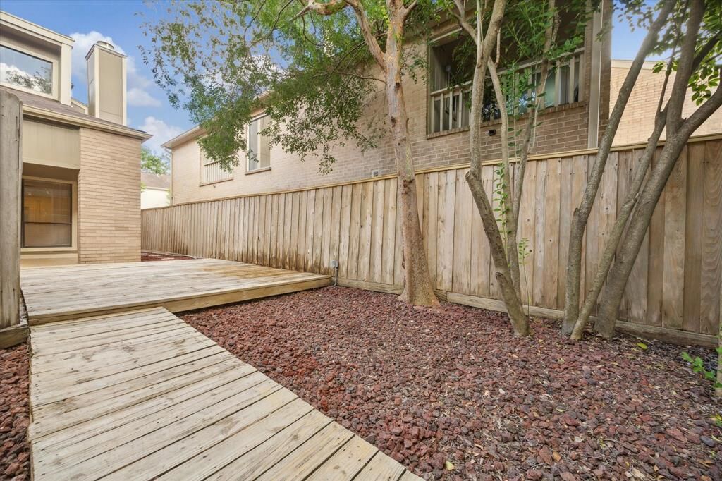 Property Photo:  1920 Augusta Drive 12  TX 77057 