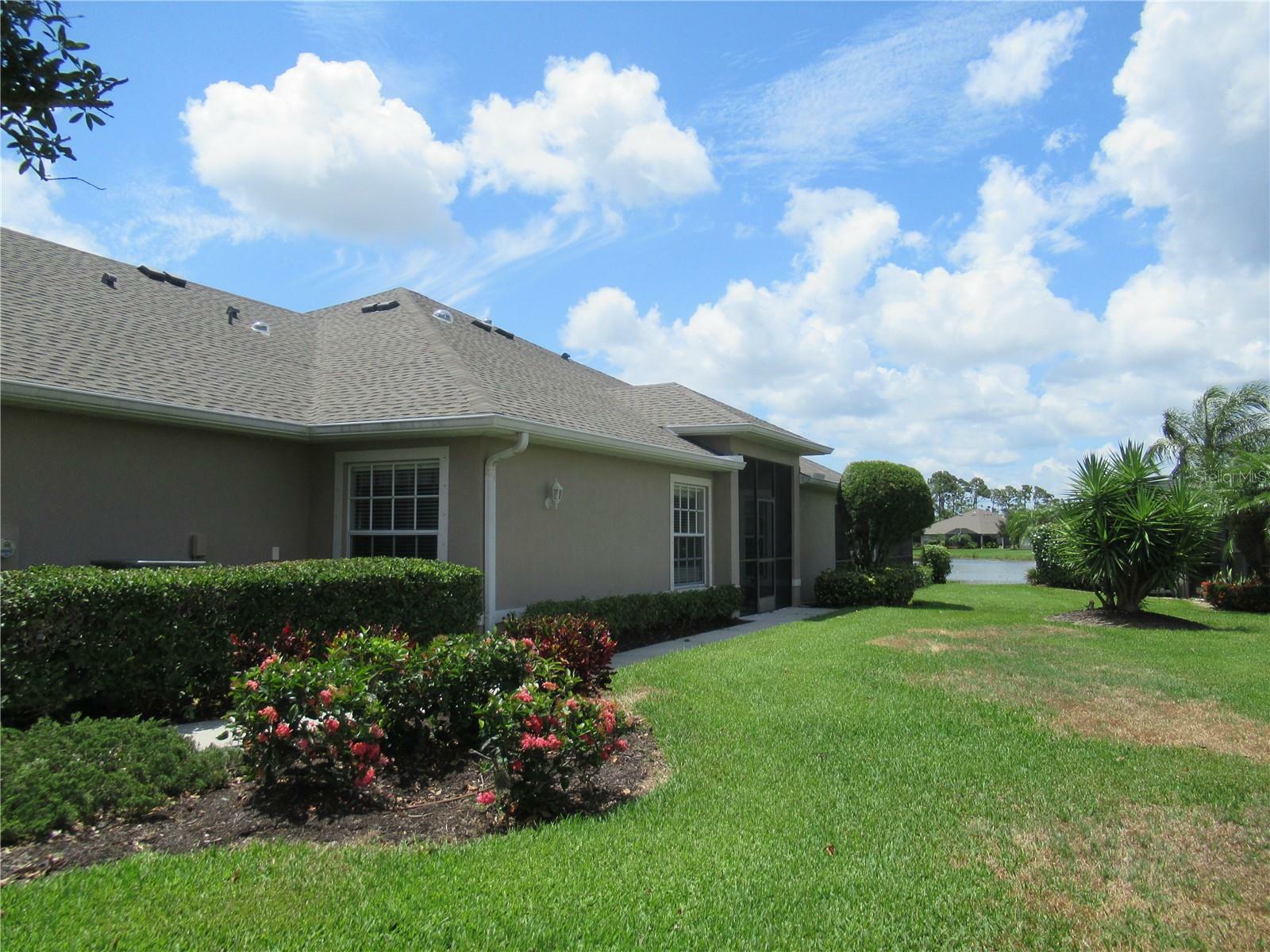 Property Photo:  3717 Lakewood Boulevard  FL 34287 