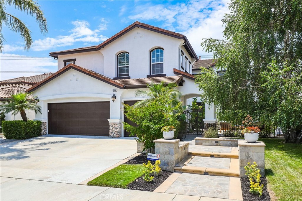 Property Photo:  2456 N Eaton Court  CA 92867 