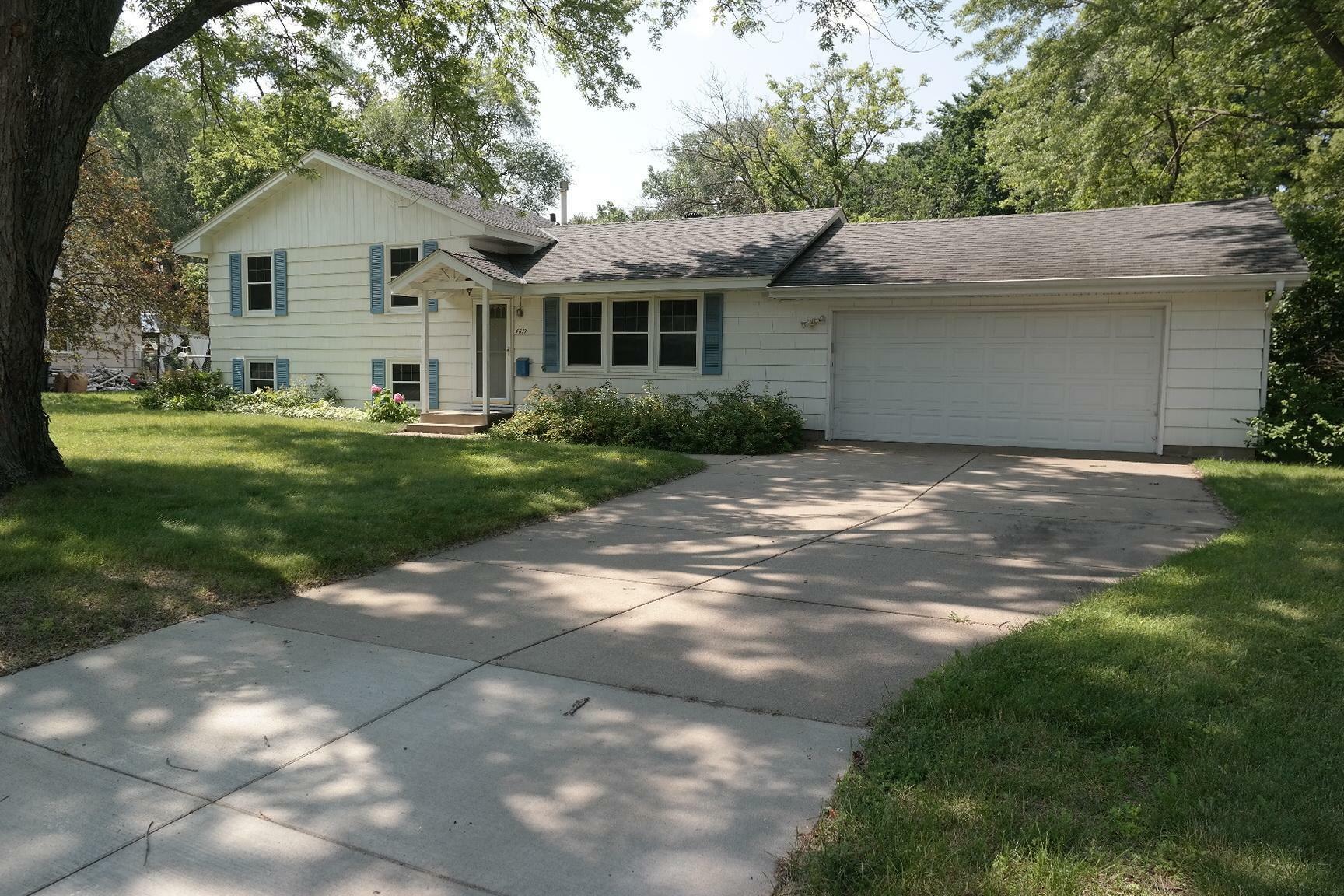 Property Photo:  4617 Southmore Drive  MN 55437 