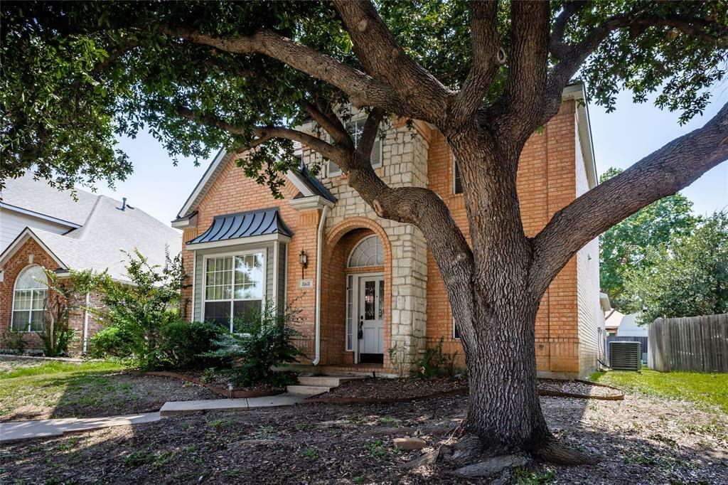 Property Photo:  868 Pinnacle Circle  TX 75077 