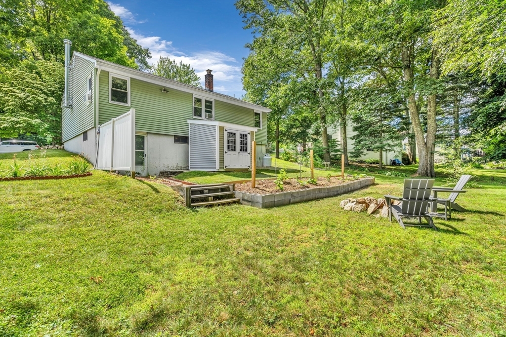 Property Photo:  8 Birchwood Rd  MA 01543 