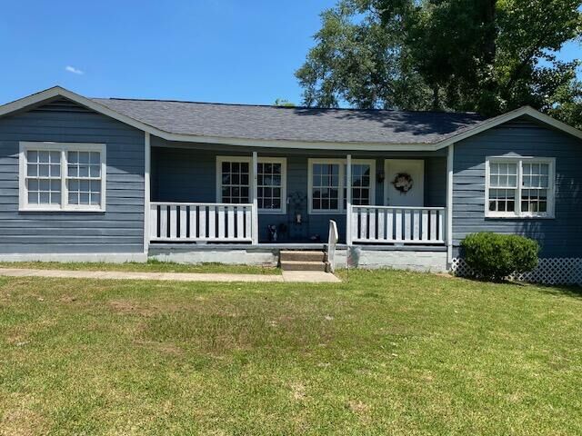 Property Photo:  2100 Merritt St  LA 71446 