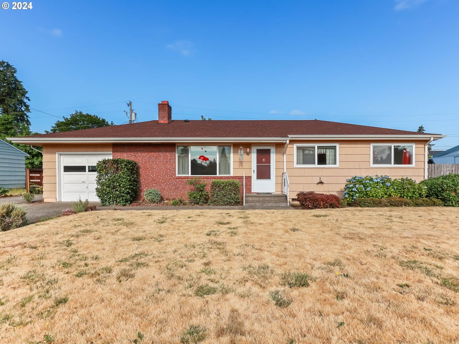 Property Photo:  112 NE 88th Ave  WA 98664 