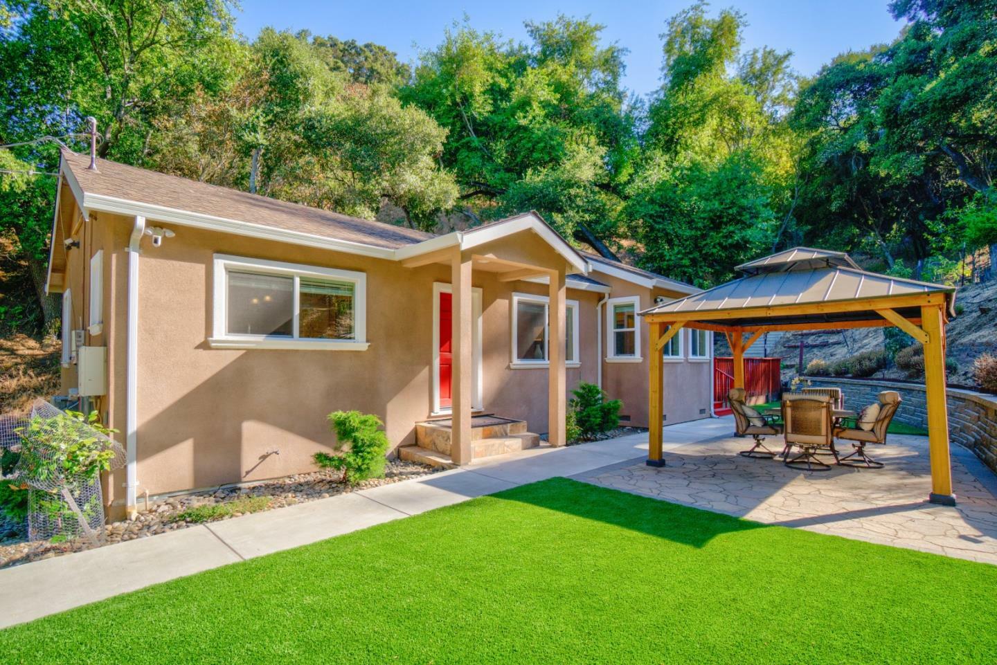 Property Photo:  22304 Regnart Road  CA 95014 