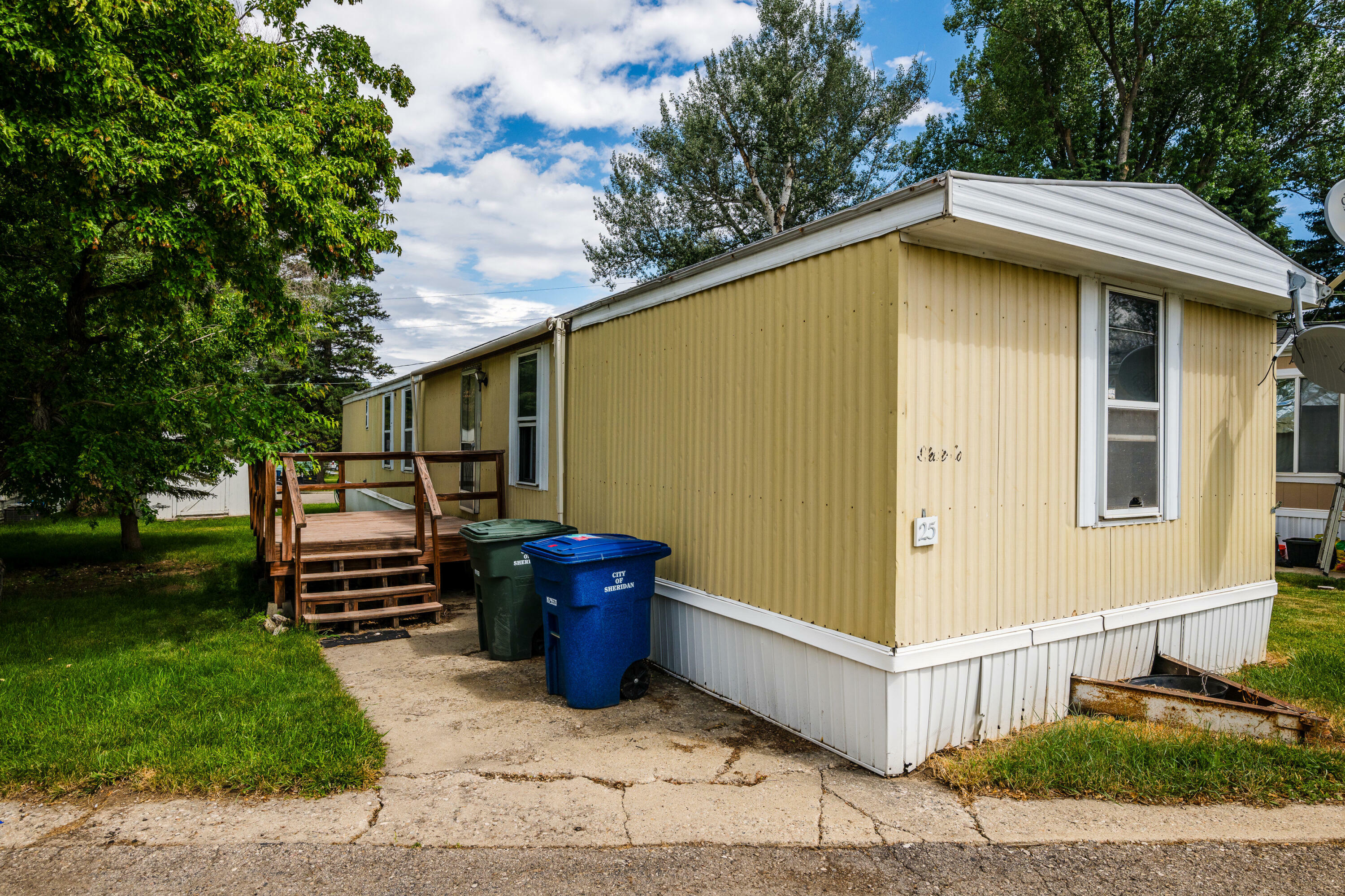 Property Photo:  1116 4th Avenue East #25  WY 82801 