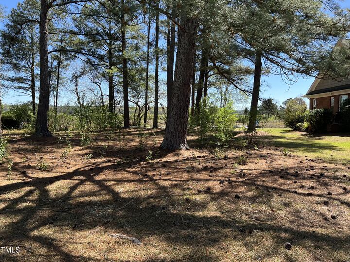 Property Photo: 1220 Greenbriar Drive NC 28394