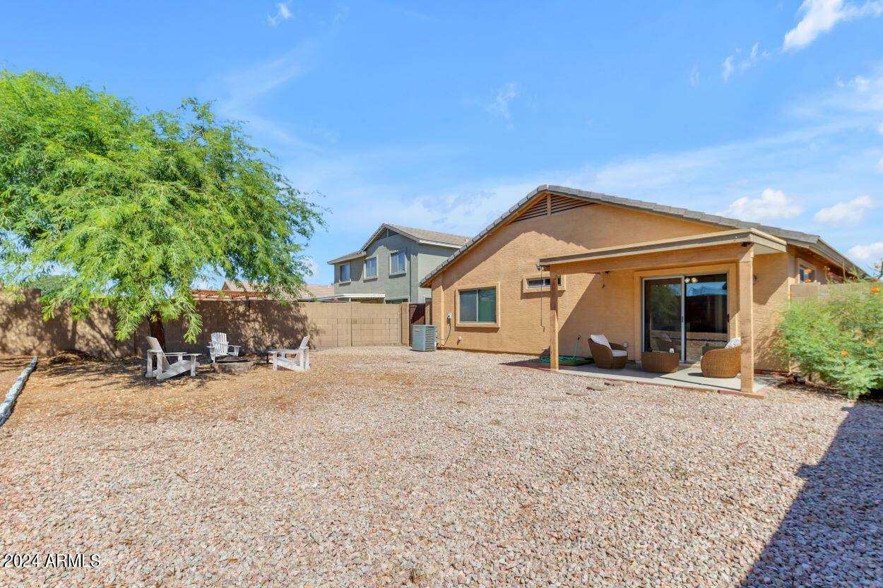 Property Photo:  1811 W Gold Mine Way  AZ 85144 