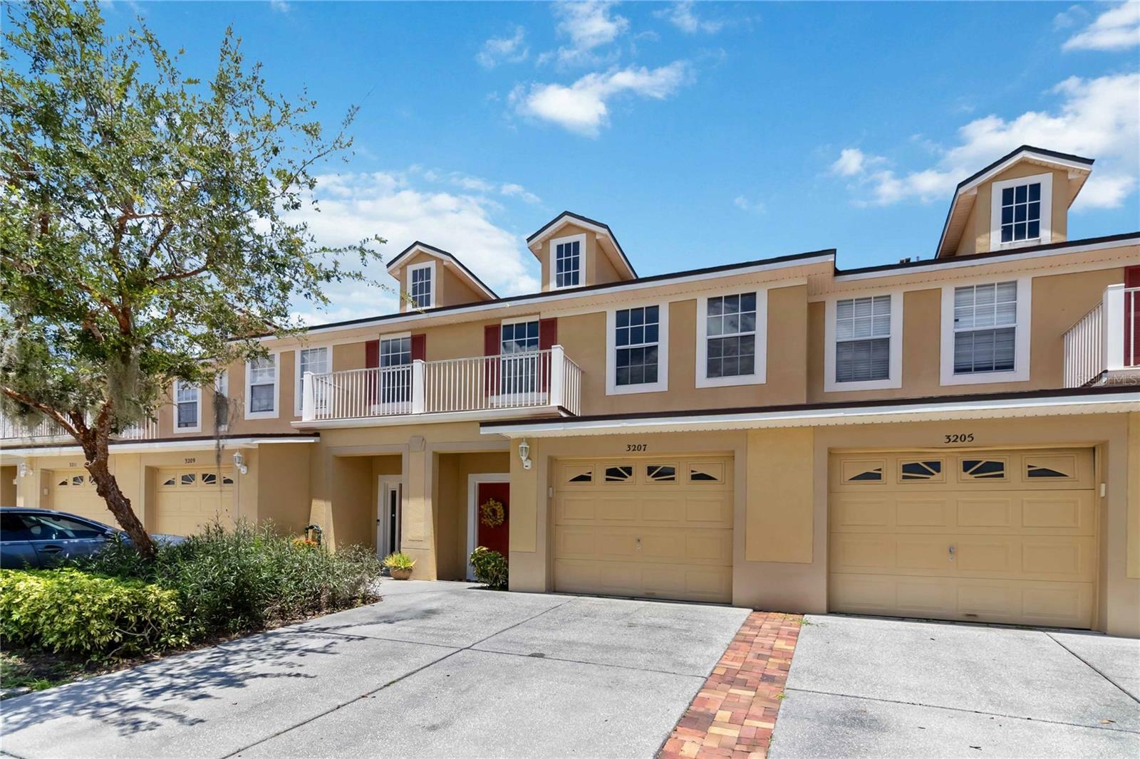 Property Photo:  3207 Holderness Drive  FL 34741 