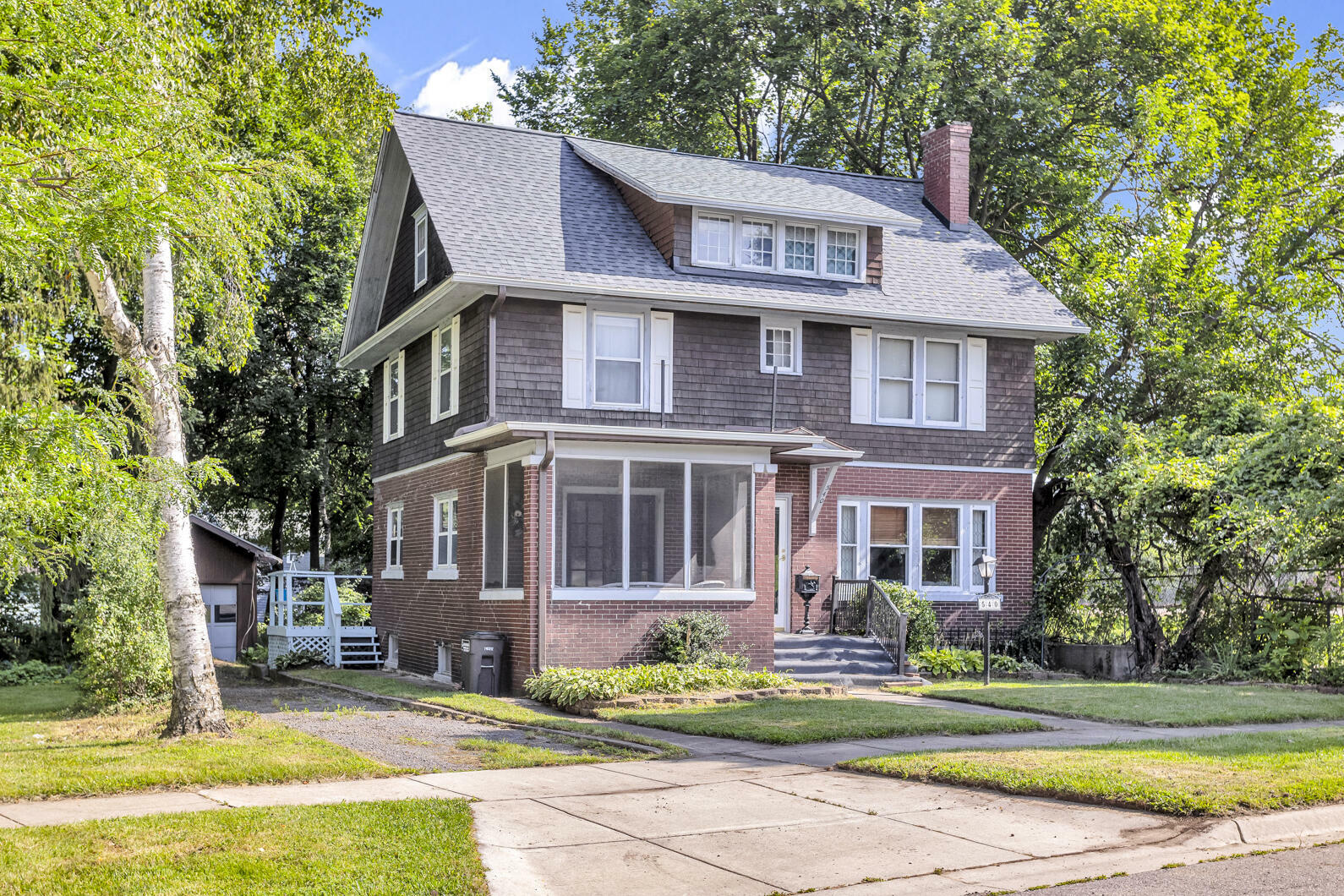 Property Photo:  540 Winthrop Avenue  MI 49201 