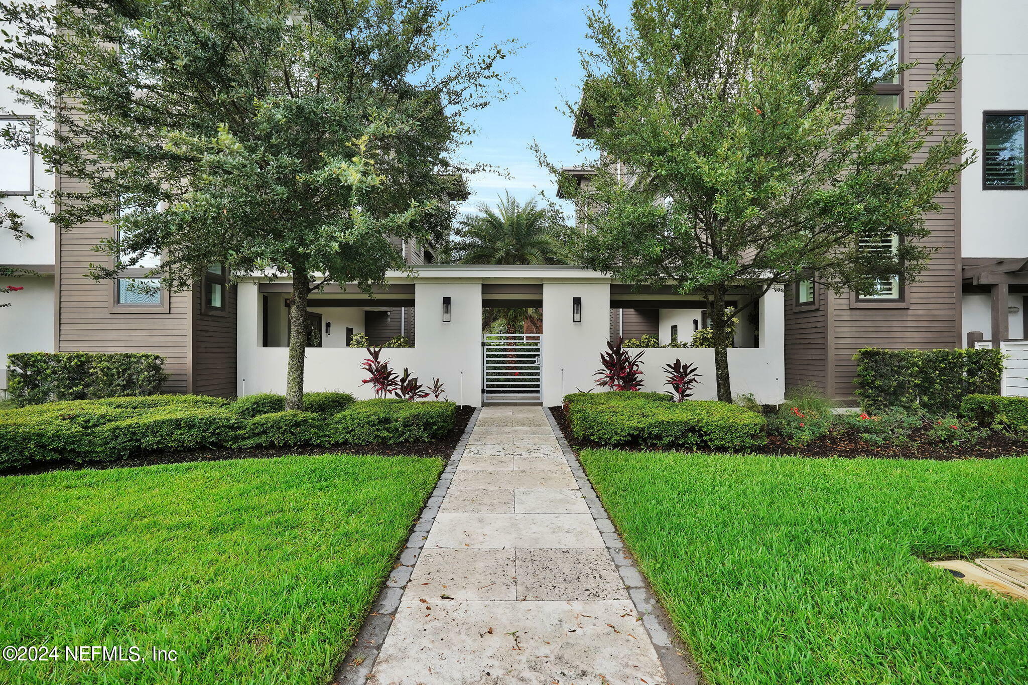 Property Photo:  303 Ahern Street  FL 32233 