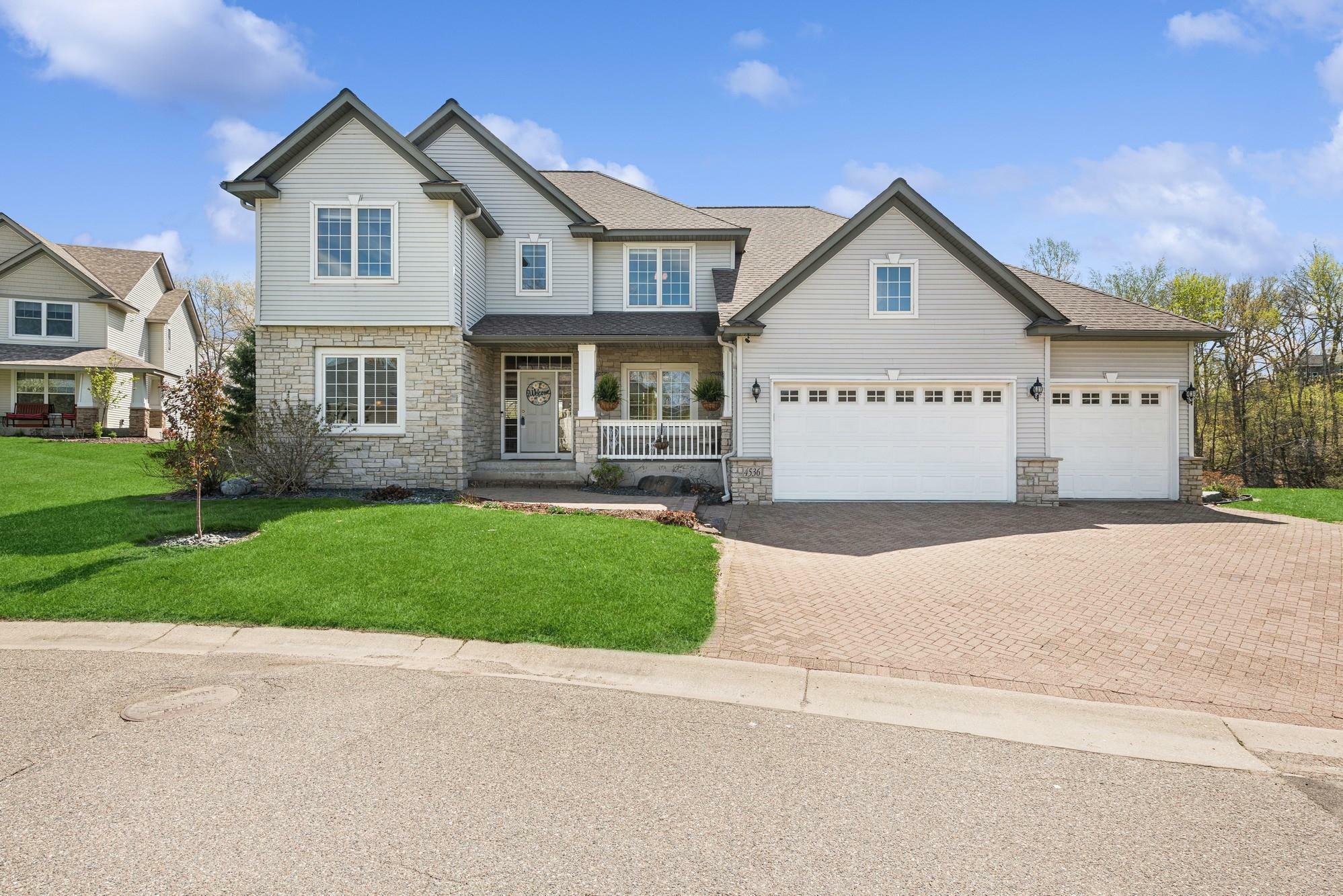 Property Photo:  4536 Majestic Oaks Place  MN 55123 