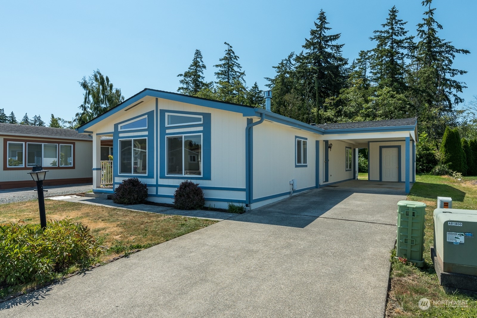 Property Photo:  2610 E Section Street 17  WA 98274 