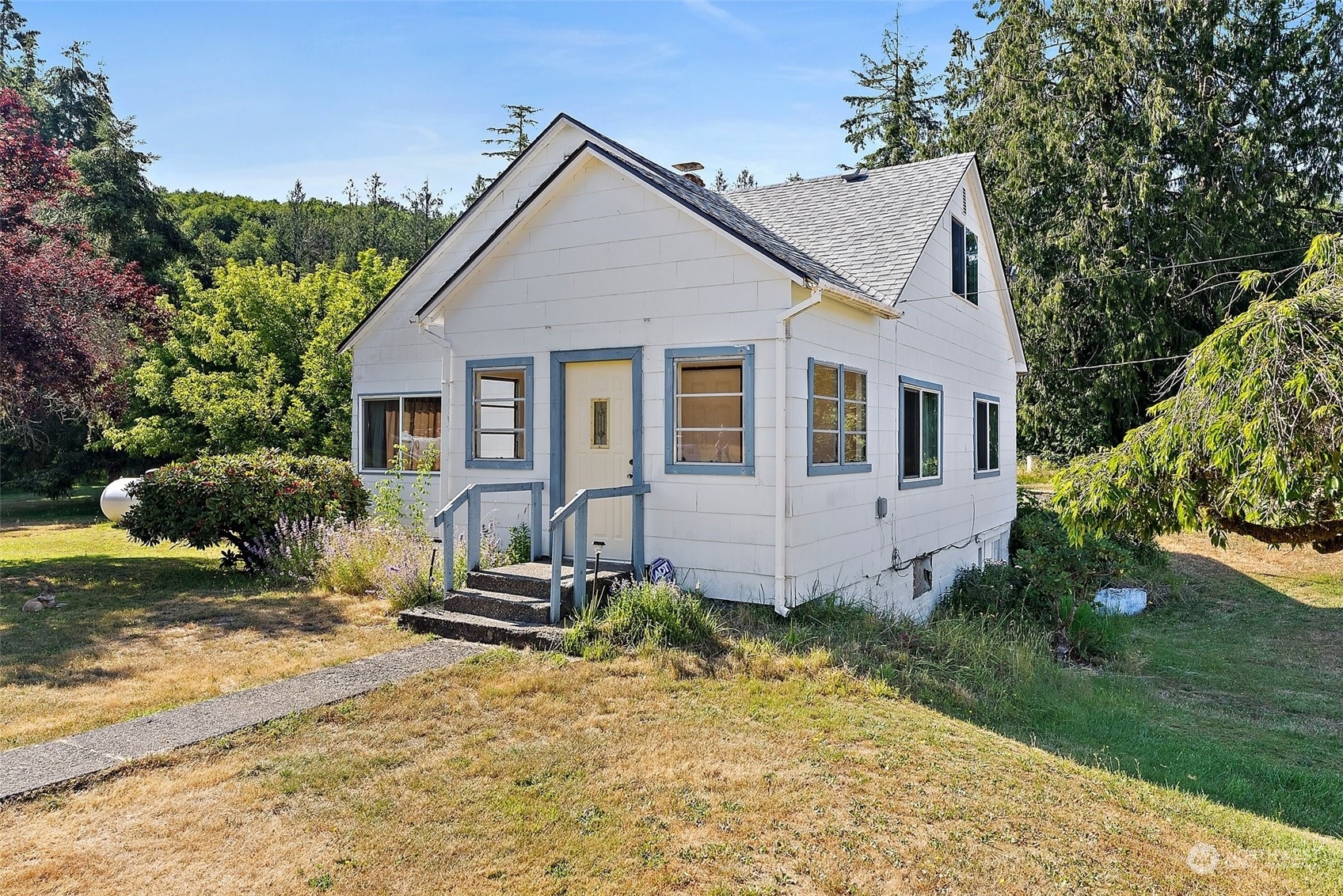 Property Photo:  17402 W Cloquallum Road  WA 98541 