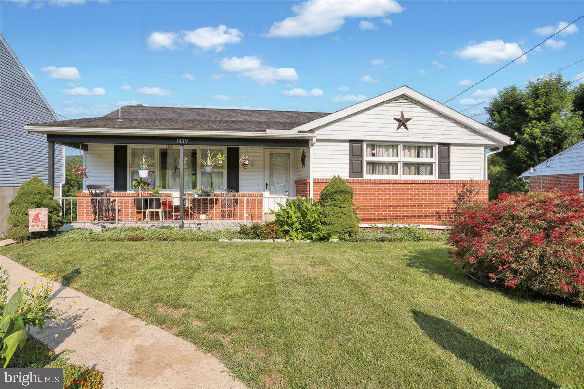 Property Photo:  1439 Butter Lane  PA 19606 