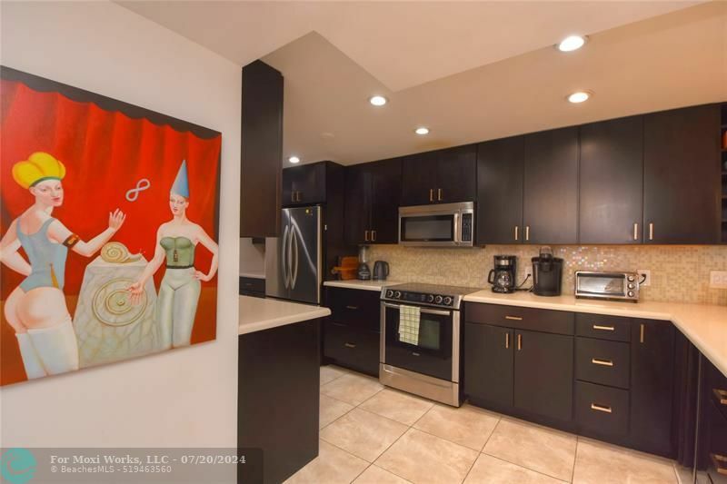 Property Photo:  5200 N Ocean Blvd 909D  FL 33308 