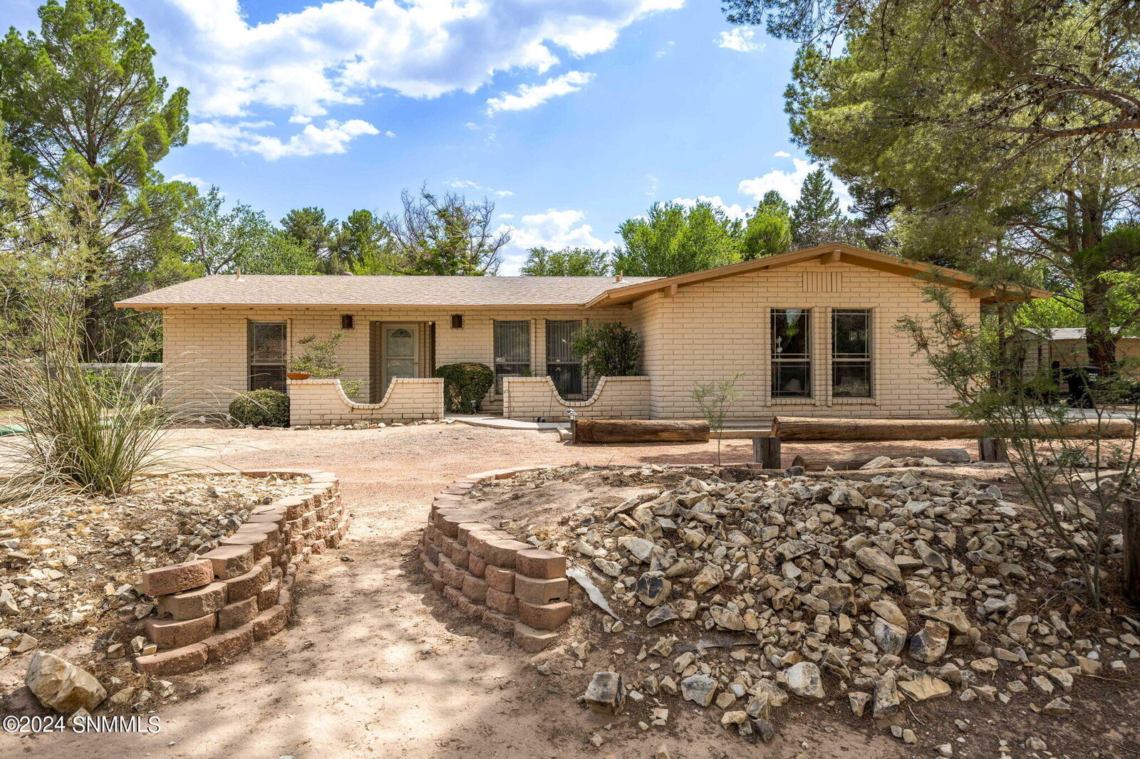 Property Photo:  5785 Leasburg Drive  NM 88007 