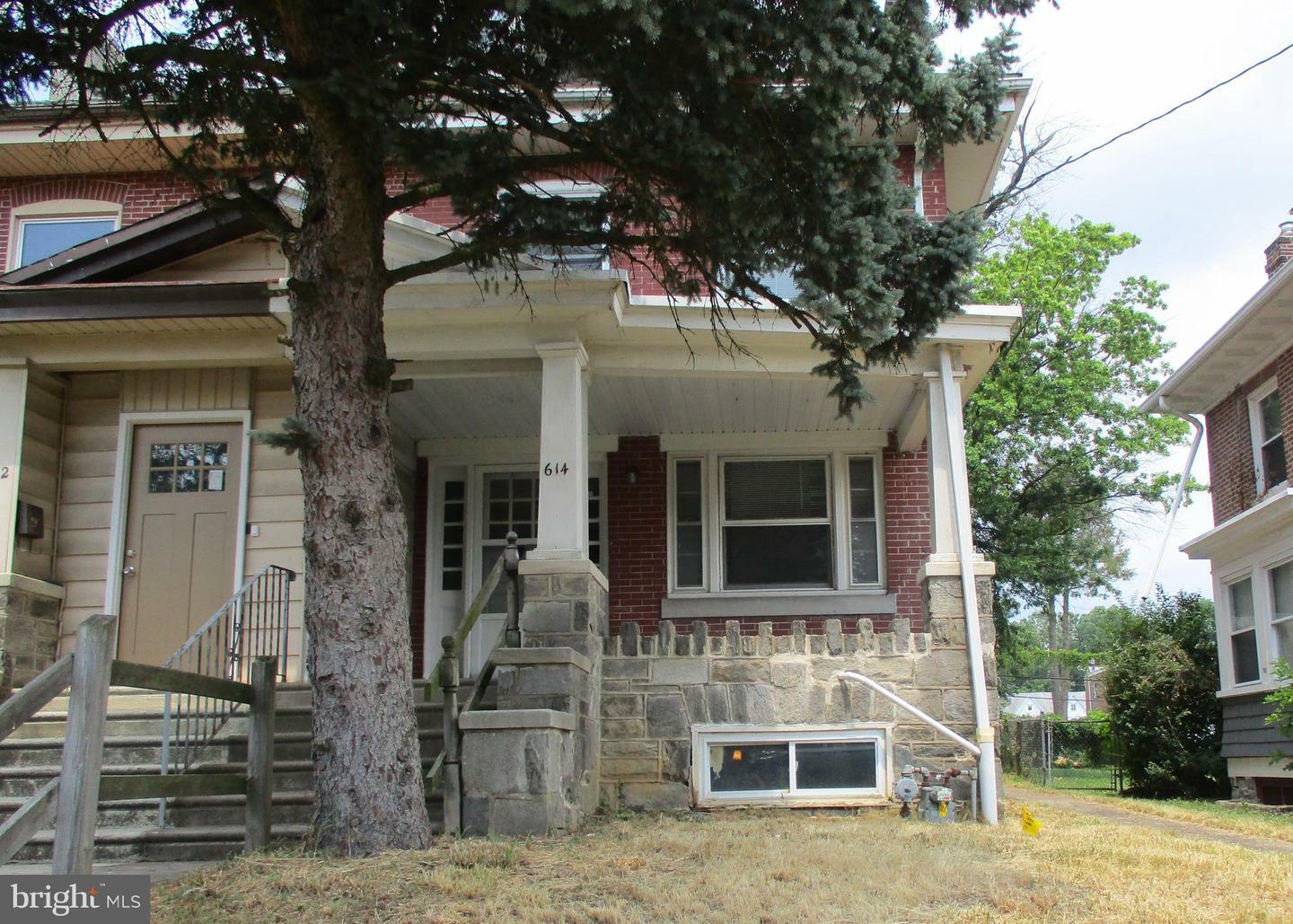 Property Photo:  614 E 19th Street  PA 19013 