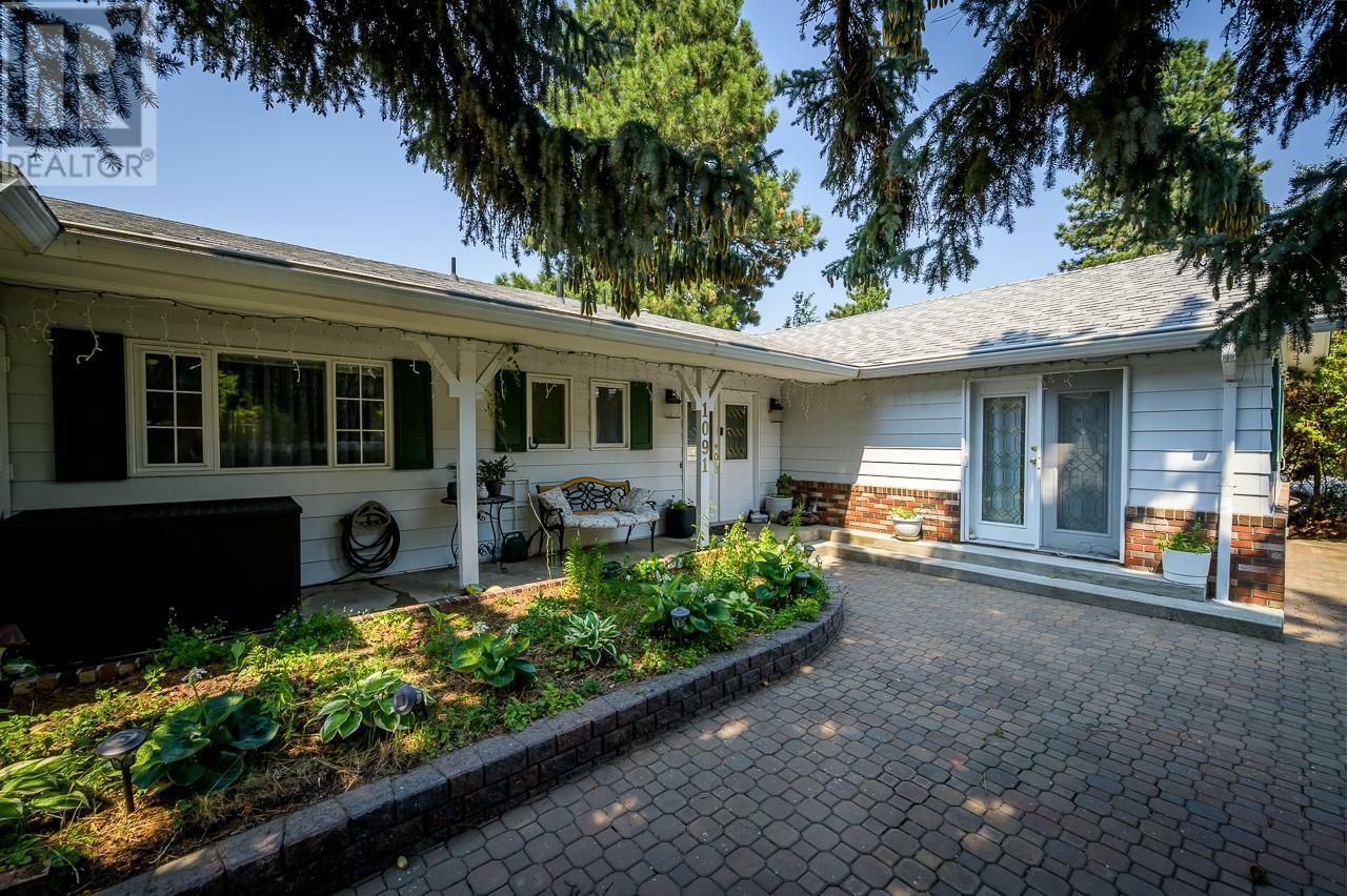 Property Photo:  1091 Wildwood Drive  BC V2C 5E1 