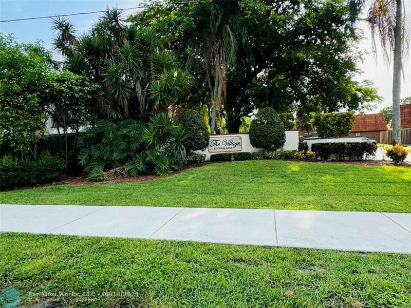 Property Photo:  8320 S Coral Cir  FL 33068 