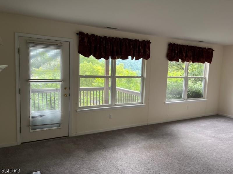 Property Photo:  33 Eagles Nest Ln  NJ 07419 