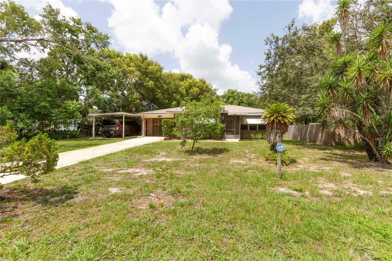 Property Photo:  8525 Cameo Drive  FL 34654 