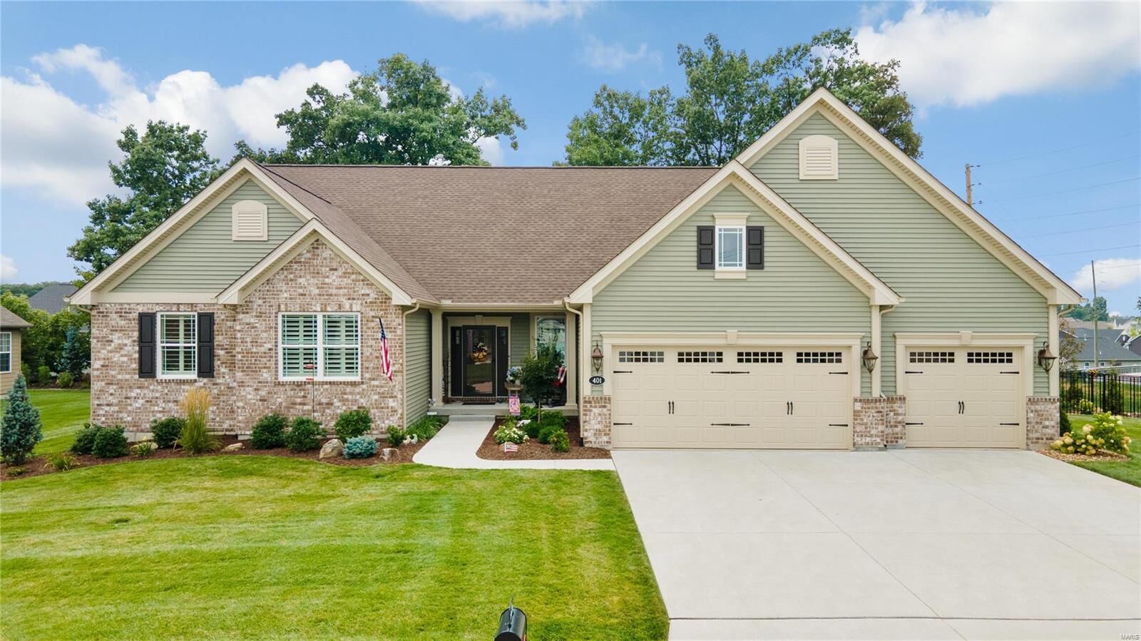 Property Photo: 401 Long Gate Court MO 63385