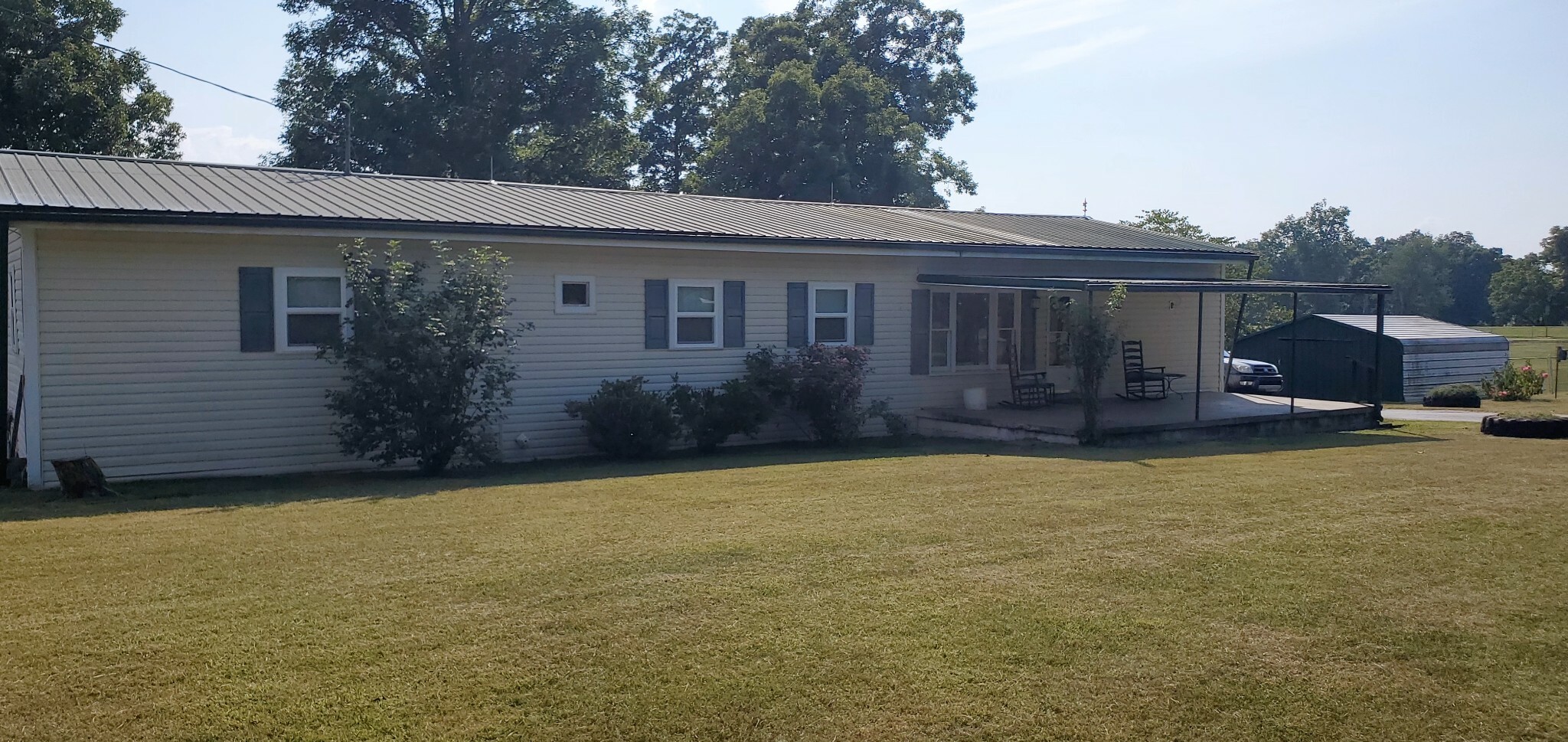 Property Photo:  1118 Bandy Rd  TN 37015 