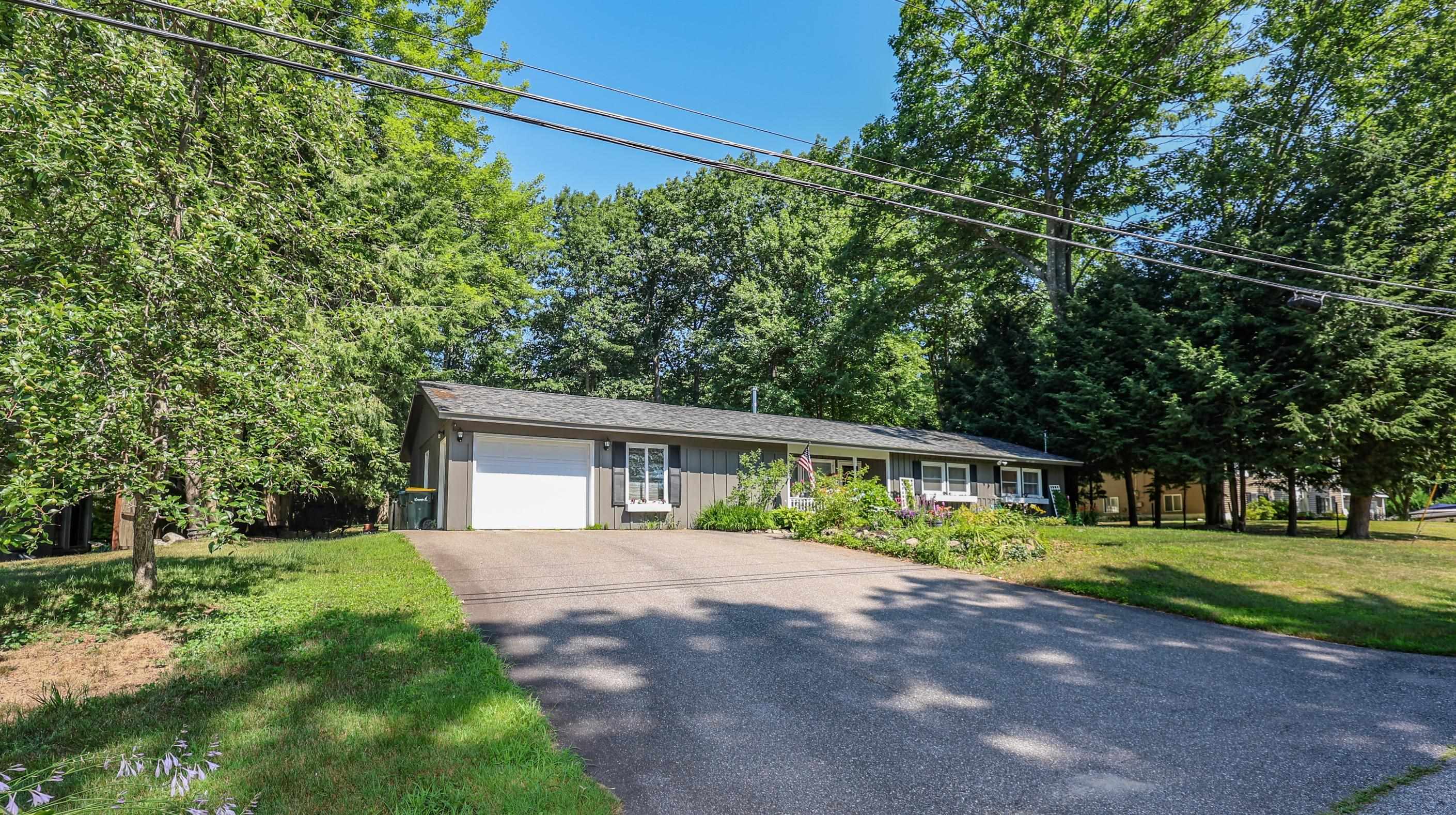 Property Photo: 14 Kensington Drive NH 03246