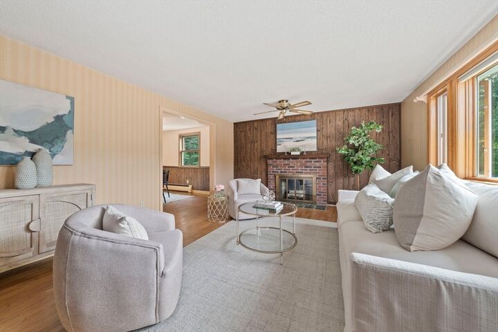Property Photo: 19 Ledgewood Dr MA 02021
