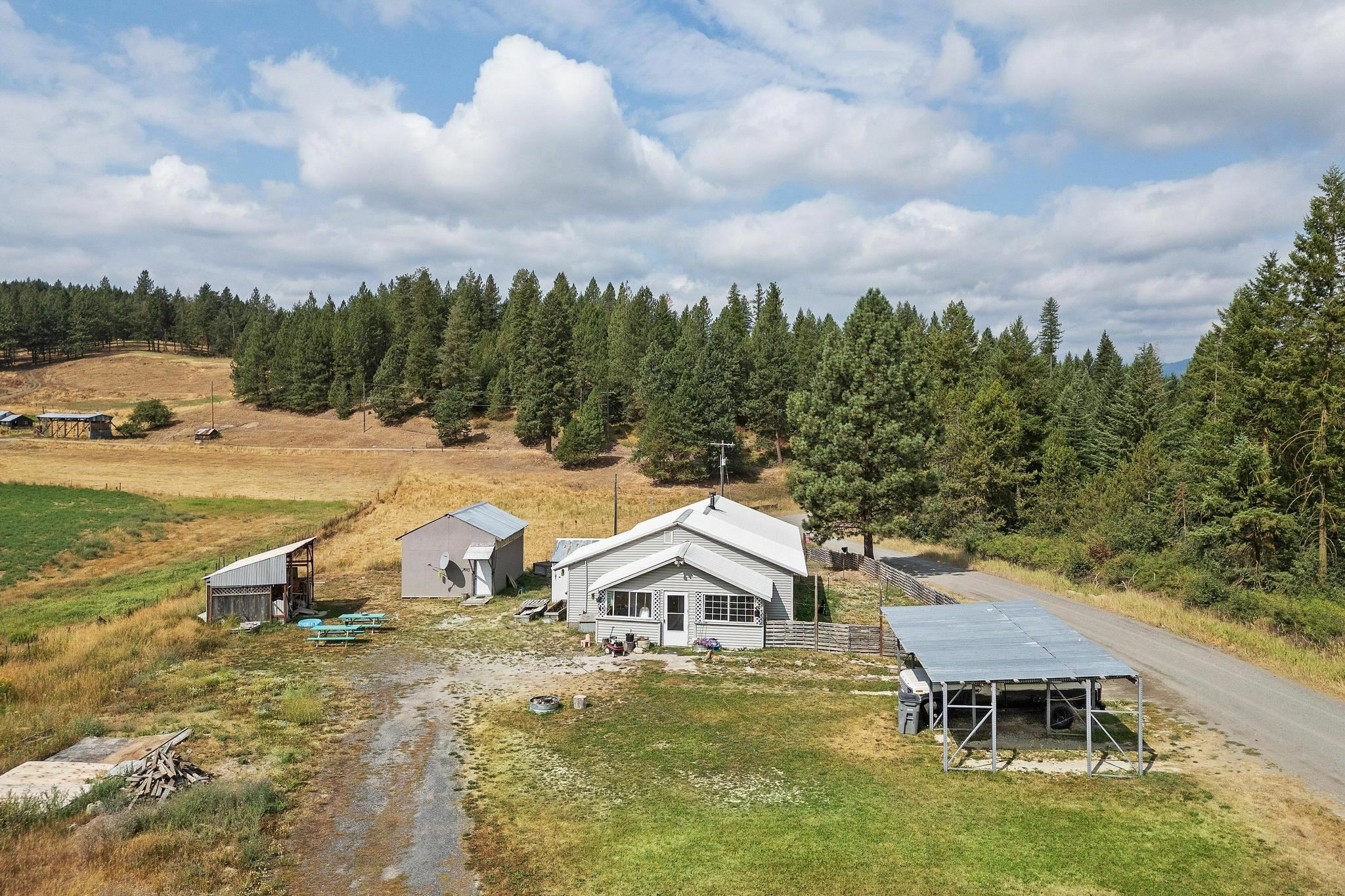 Property Photo:  4402 Skands Rd  WA 99181 