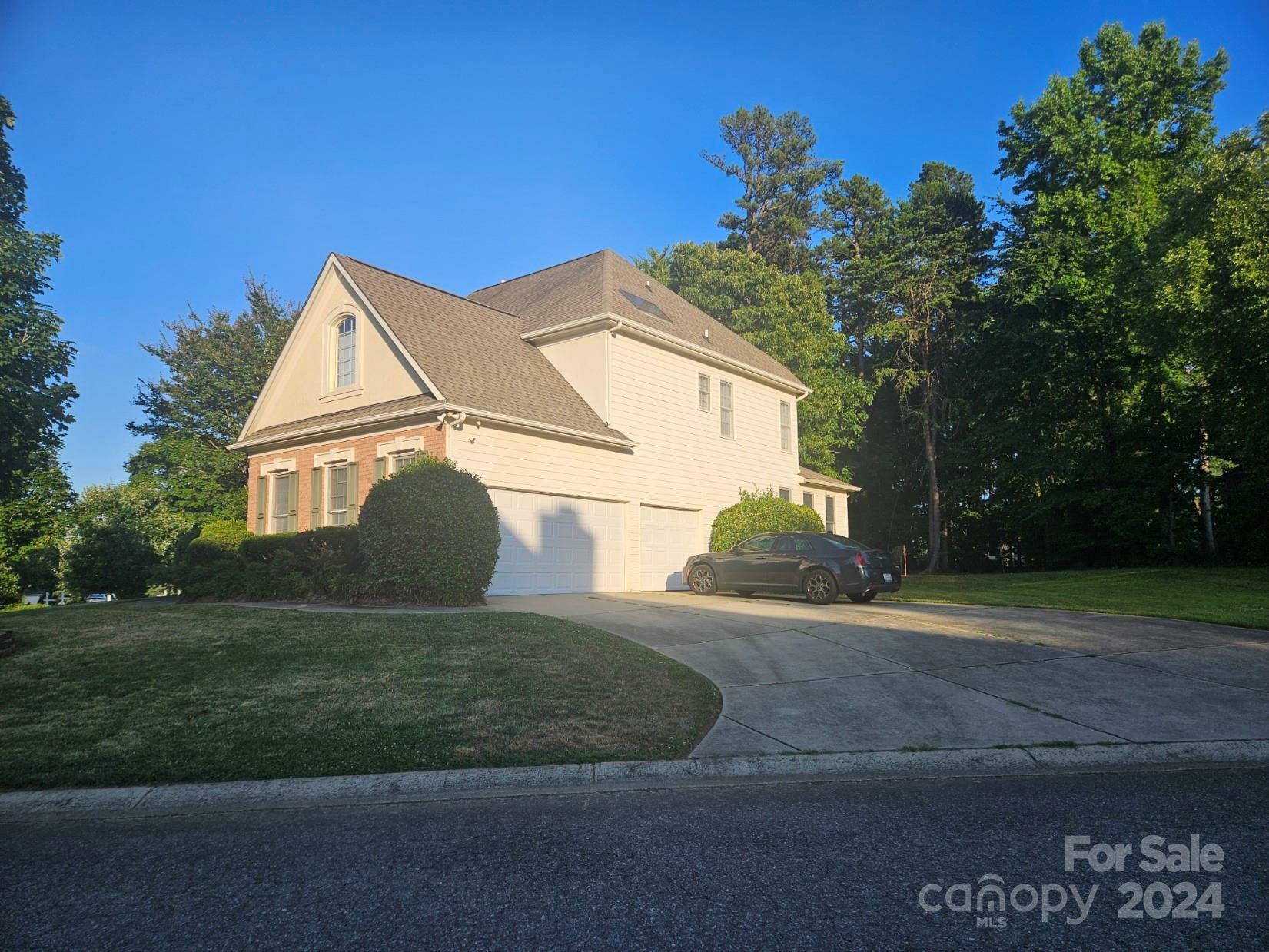 Property Photo:  2301 Treymore Lane  NC 28262 