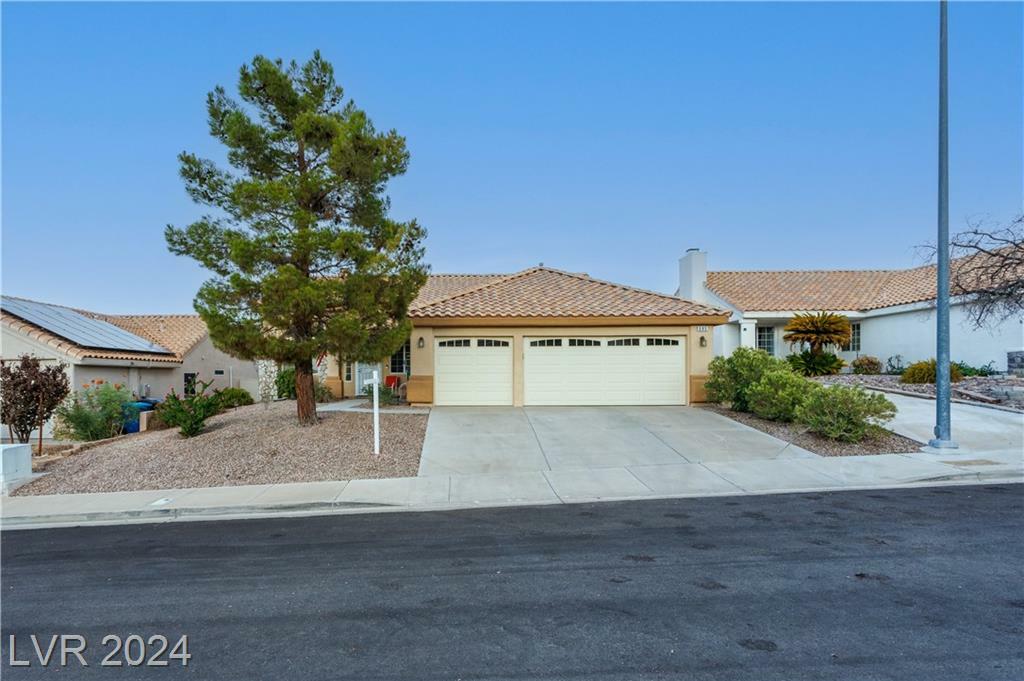 685 Ladywood Lane  Henderson NV 89002 photo