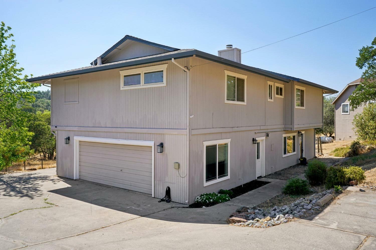 Property Photo:  2708 Paymaster Trail  CA 95614 