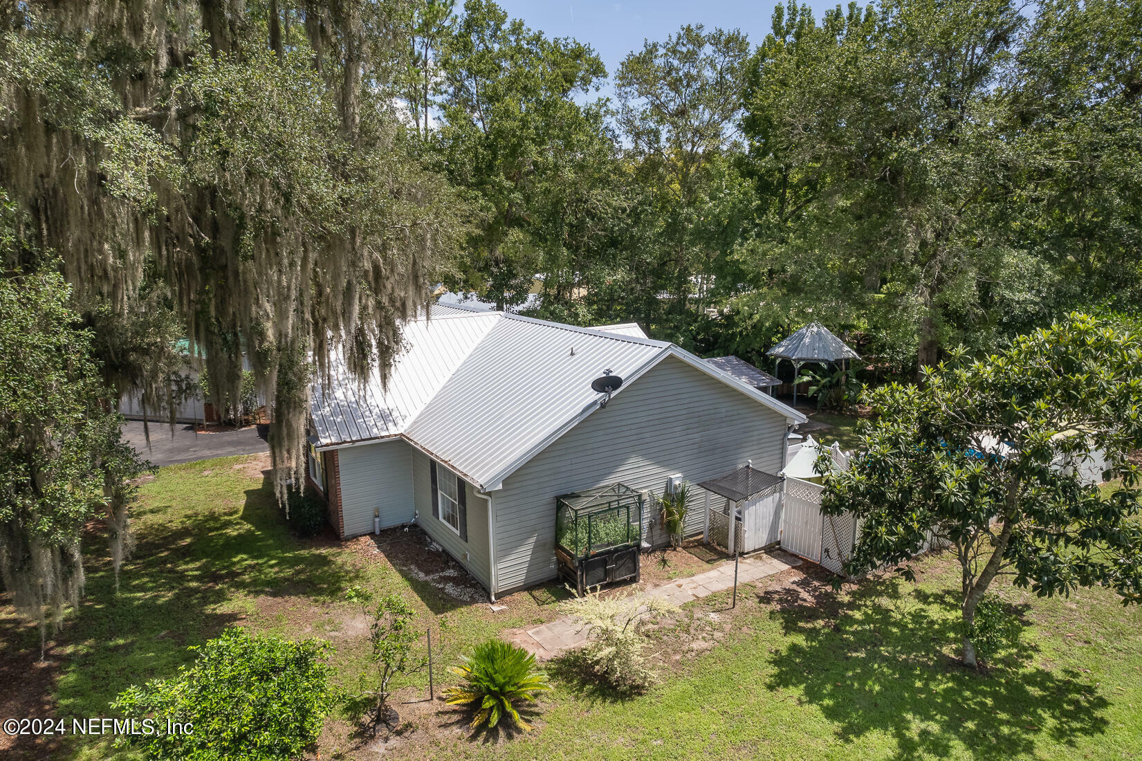 Property Photo:  145 Shoreline Avenue  FL 32189 